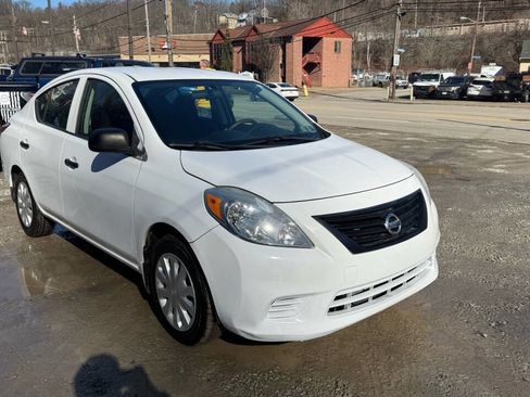 Used 2012 Nissan Versa S w/ Cruise Control Pkg image 16