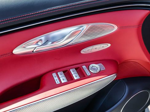 Used 2025 Genesis GV70 2.5T w/ Sport Prestige Package image 22