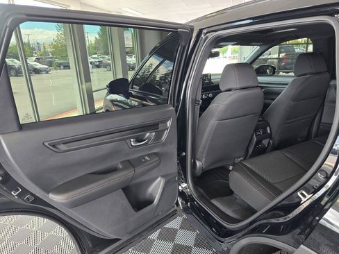 Used 2026 Honda CR-V TrailSport image 39