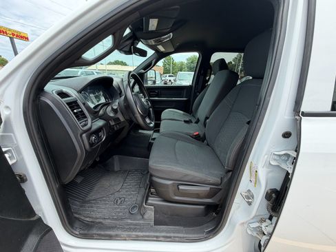 Used 2025 RAM 3500 Tradesman AWD/4WD image 9