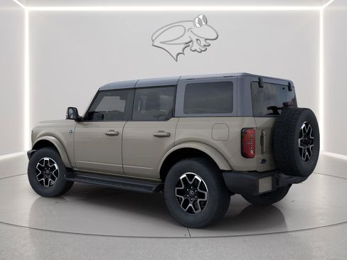 New 2025 Ford Bronco Outer Banks AWD/4WD image 4