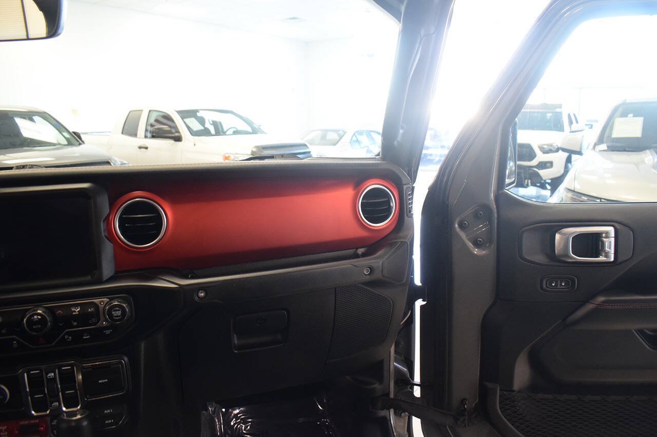 Used 2021 Jeep Gladiator Rubicon AWD/4WD image 30