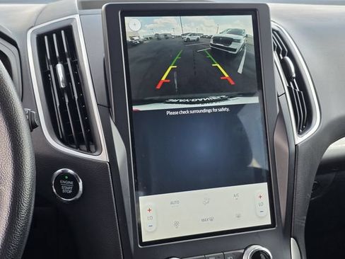 Used 2024 Ford Edge SE AWD/4WD image 12