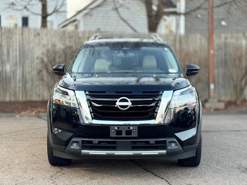 Used 2022 Nissan Pathfinder SL w/ SL Premium Package image 9