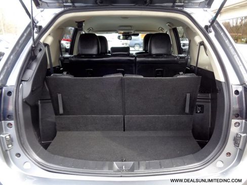 Used 2020 Mitsubishi Outlander SEL image 19