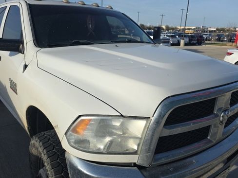 Used 2017 RAM 3500 Tradesman w/ Chrome Appearance Group image 2