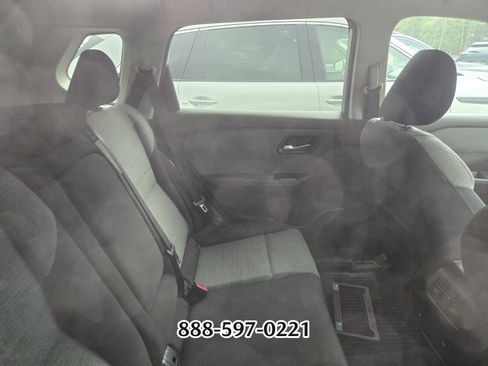 Used 2022 Nissan Rogue SV image 7