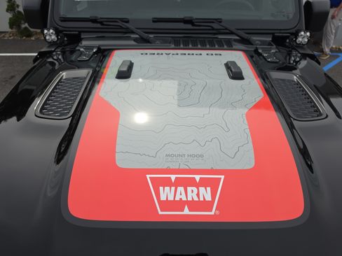 New 2026 Jeep Gladiator Rubicon w/ Steel Power Dome Hood Package AWD/4WD image 13
