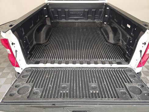 Used 2025 Chevrolet Silverado 2500 LT w/ Convenience Package AWD/4WD image 20