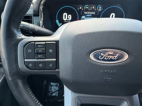 Used 2022 Ford F150 Lariat w/ Trailer Tow Package AWD/4WD image 4