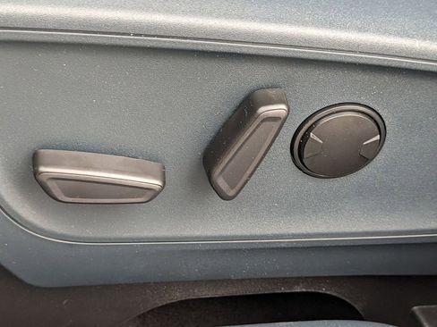 New 2025 Ford Maverick XLT w/ XLT Luxury Package image 15