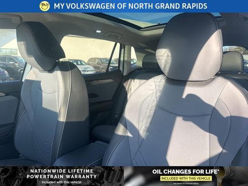 New 2026 Volkswagen Tiguan SE image 11