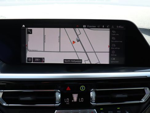 Used 2025 BMW Z4 M40i w/ Premium Package image 10