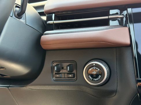 New 2027 Lincoln Navigator L Reserve AWD/4WD image 29