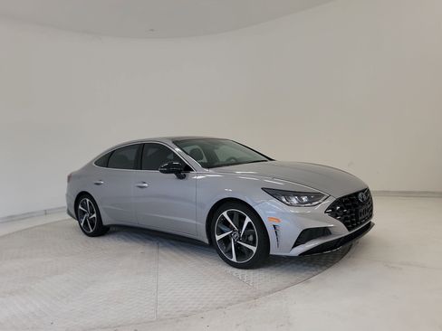 Used 2023 Hyundai Sonata SEL Plus FWD image 5