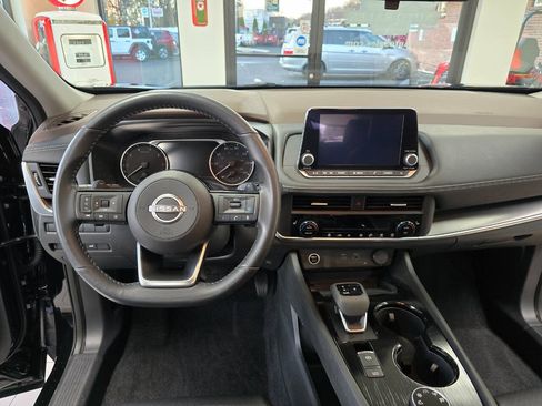 Used 2023 Nissan Rogue SV w/ SV Premium B Package AWD/4WD image 26
