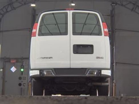 Used 2024 GMC Savana 2500 Work Van w/ Driver Convenience Package image 6