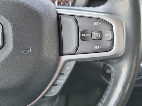 Used 2020 RAM 1500 Big Horn AWD/4WD image 15