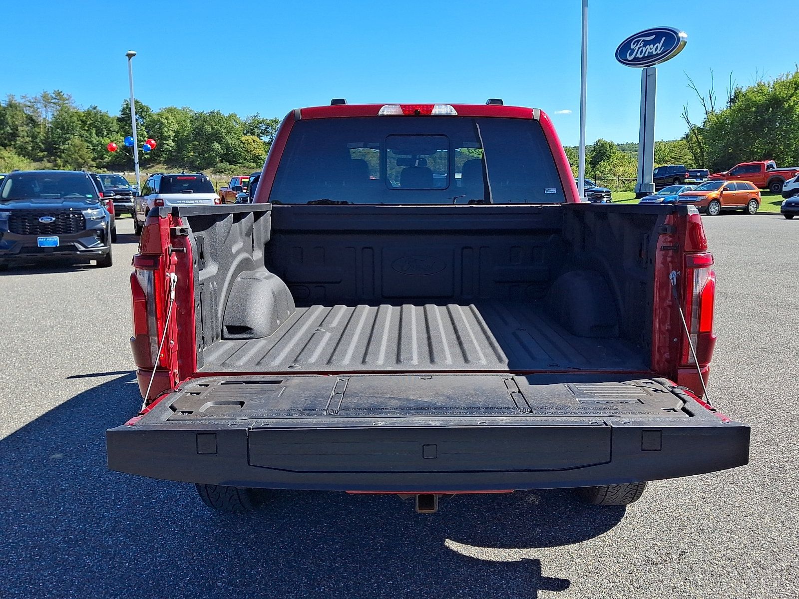 Certified 2024 Ford F150 Platinum w/ FX4 Off-Road Package AWD/4WD image 29