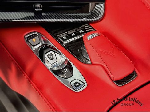 Used 2021 Chevrolet Corvette Stingray Premium Cpe w/ Z51 Performance Package RWD image 22