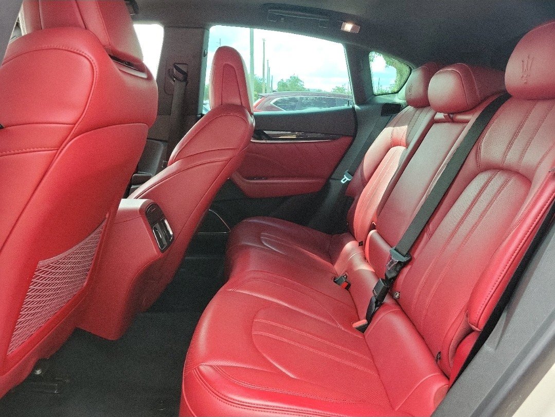 Used 2019 Maserati Levante GranSport AWD/4WD image 16