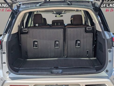 Used 2023 Nissan Pathfinder Platinum w/ Cargo Package AWD/4WD image 12
