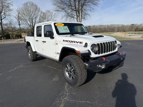 New 2026 Jeep Gladiator Mojave w/ Technology Group AWD/4WD image 1