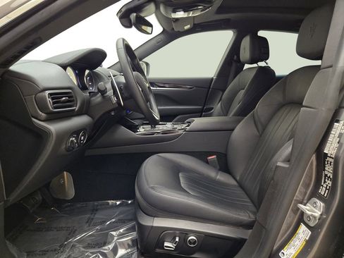 Certified 2021 Maserati Levante S image 17