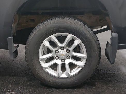 Used 2024 Chevrolet Silverado 1500 W/T w/ Z71 Off-Road Package image 33