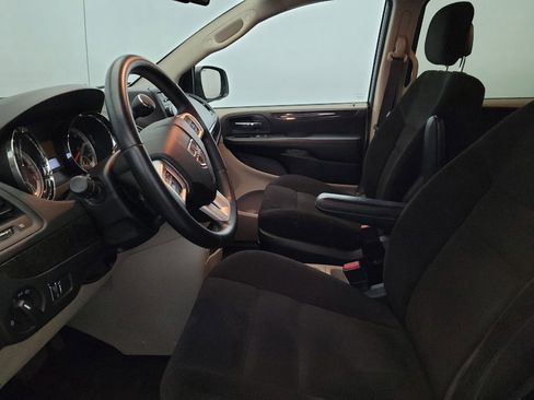 Used 2014 Dodge Grand Caravan SE w/ Quick Order Package 29E SE FWD image 17