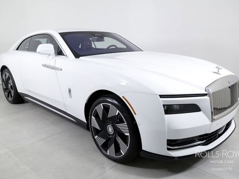 Used 2024 Rolls-Royce Spectre w/ Spectre Launch Package image 6