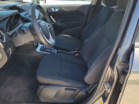 Used 2015 Ford Fiesta SE FWD image 6