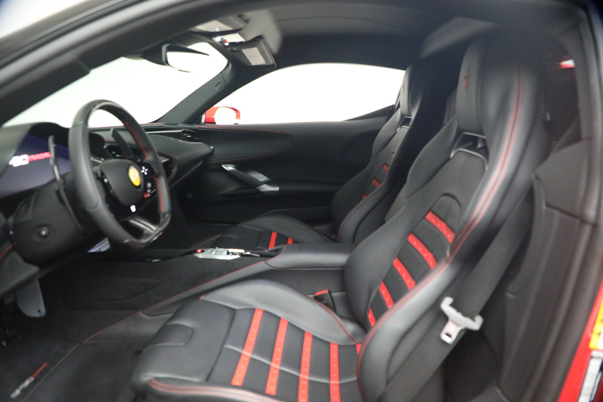 Used 2023 Ferrari SF90 Stradale AWD/4WD image 13
