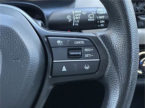 Used 2023 Honda HR-V LX image 21