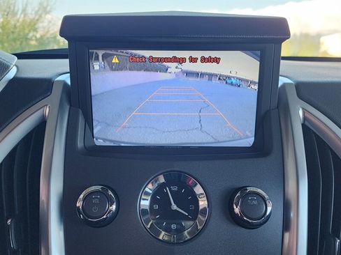 Used 2010 Cadillac SRX Premium image 42