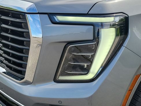 New 2026 GMC Yukon XL Elevation AWD/4WD image 14