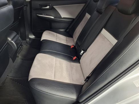Used 2012 Toyota Camry SE image 24