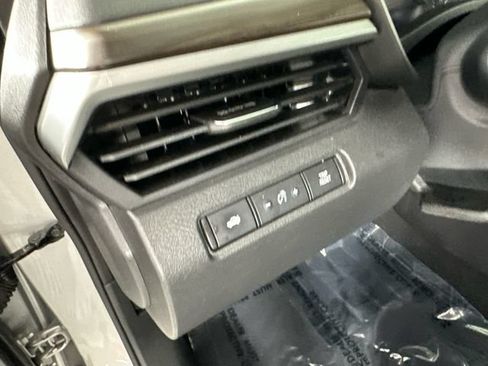 Used 2023 Nissan Altima 2.5 SV FWD image 23