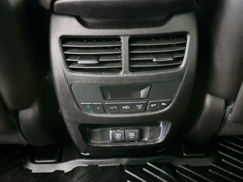 Used 2020 Acura MDX SH-AWD image 26