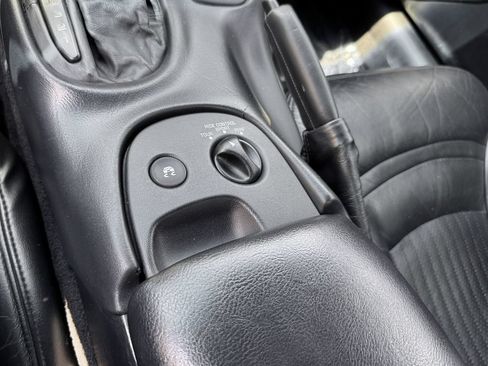 Used 1997 Chevrolet Corvette Coupe RWD image 24