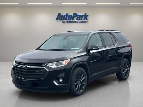 Used 2019 Chevrolet Traverse RS w/ LPO, Floor Liner Package AWD/4WD image 3
