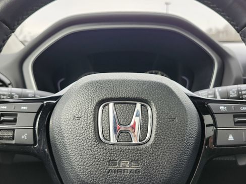 Used 2024 Honda Pilot Touring image 33