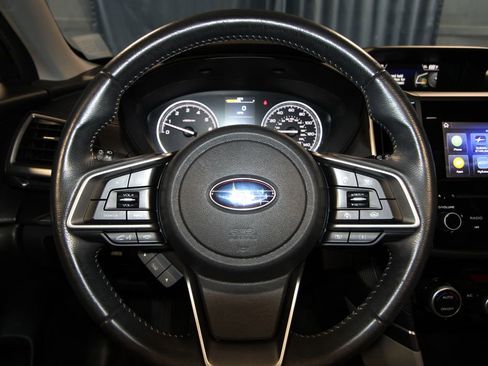 Used 2023 Subaru Forester Premium image 11