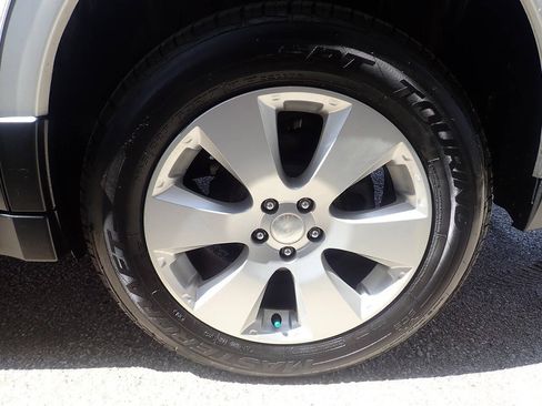Used 2011 Subaru Outback 2.5i Premium w/ All-Weather Pkg AWD/4WD image 37