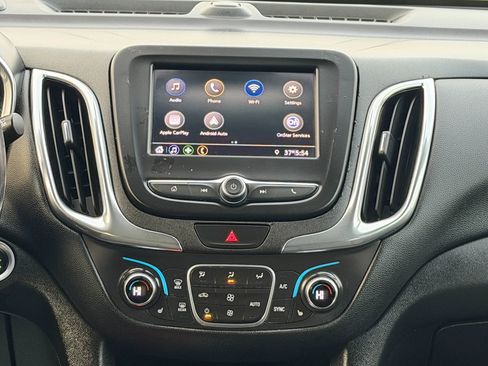 Used 2020 Chevrolet Equinox LT image 18