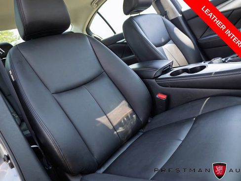 Used 2019 INFINITI Q50 Luxe w/ Essential Package (3.0T Luxe) AWD/4WD image 4