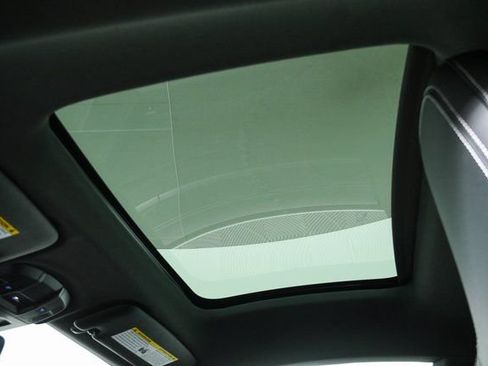 Certified 2026 Porsche 911 Carrera RWD image 5