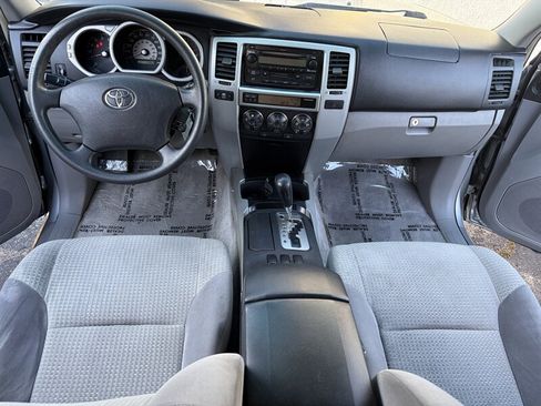 Used 2004 Toyota 4Runner SR5 RWD image 29