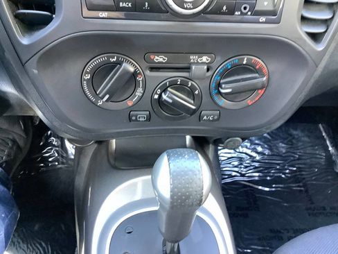 Used 2012 Nissan Juke S AWD/4WD image 34