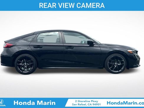 Used 2023 Honda Civic Sport image 2